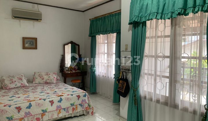 Rumah SHM Tanah Luas 16 Menit ke Cinere Bellevue Mall bisa KPR J40528 2