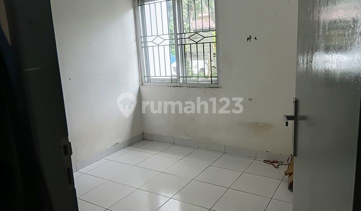 Rumah Hadap Timur 14 Menit ke Aeon Mall Sentul City Dibantu KPR J-39606 2