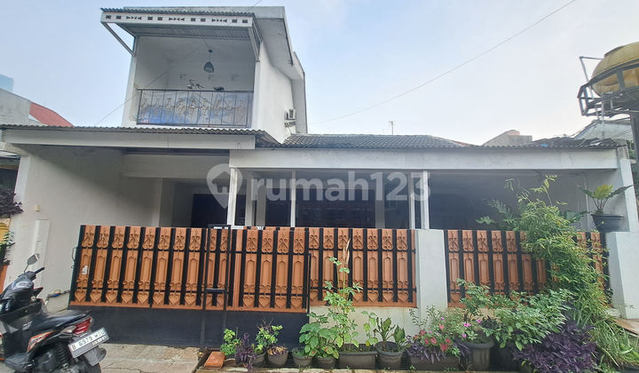 Rumah LT 110 Strategis 14 Menit ke Living Plaza Pamulang Bisa KPR J38143