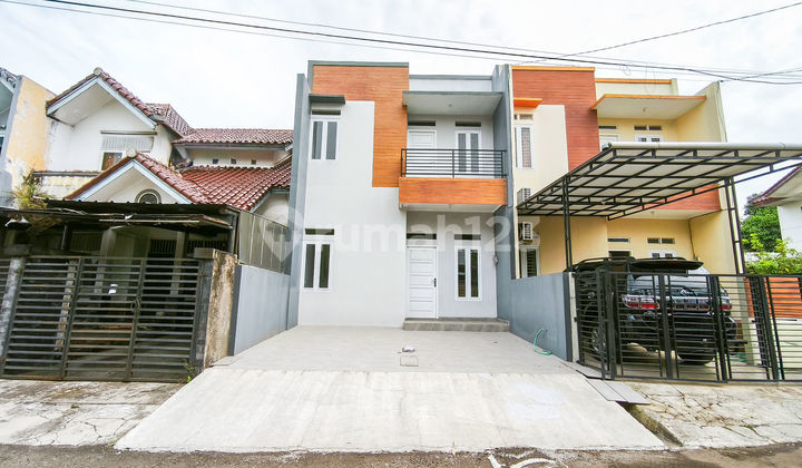 Rumah Carport Luas 15 Menit ke Metropolitan Mall Cibubur Bisa KPR J36844 Rumah Carport Luas 15 Menit ke Metropolitan Mall Cibubur Bisa KPR J36844