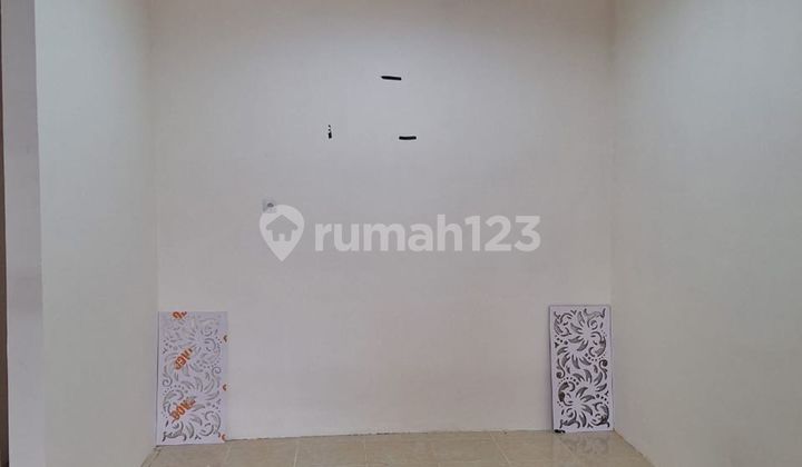 1-Story House Strategically Located 15 Minutes to Bekasi Terminal, Assisted with Mortgage J38345