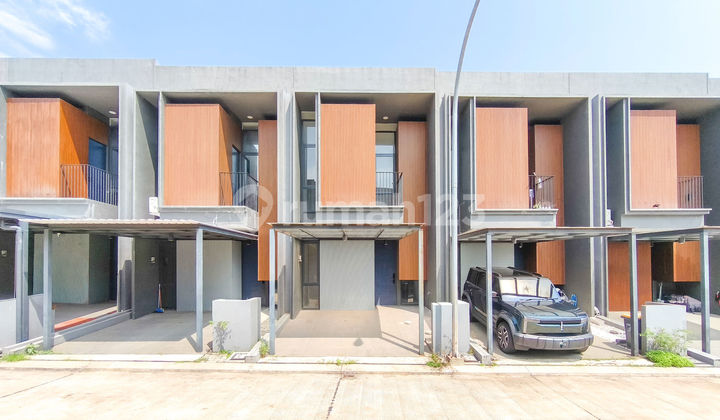 Rumah 2 Lt SHM Hadap Timur 15 Menit ke Rsu Kota Tangerang Selatan J-37034