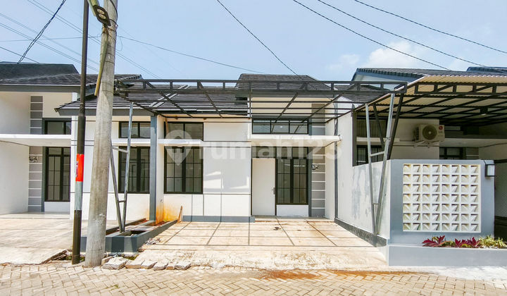 East-Facing House 15 Minutes to The Park Sawangan with J-36077 Mortgage Assistance