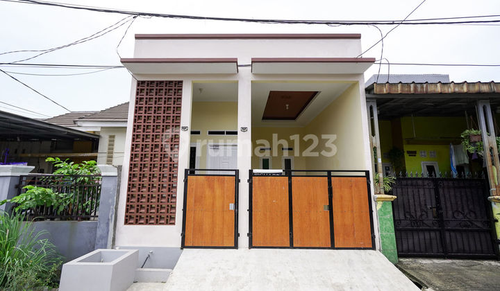 Rumah Murah Terawat 6 Mnt ke Rs Taman Harapan Baru bisa KPR J43509 Rumah Murah Terawat 6 Mnt ke Rs Taman Harapan Baru bisa KPR J43509