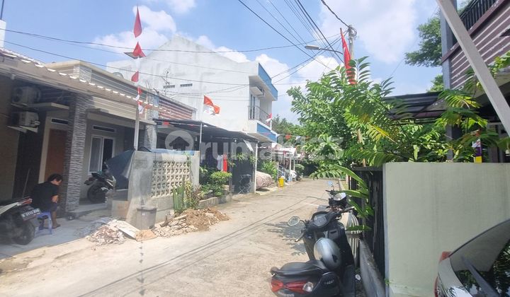 Rumah Hadap Selatan 9 Menit ke Gerbang Tol Kukusan 3 Dibantu KPR J-37033 2