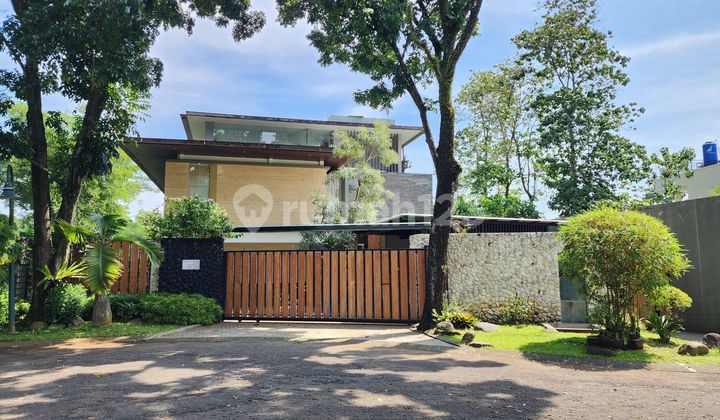Rumah Mewah Furnised Dengan Lift Siap Huni Di Bukit Golf Hijau || Posisi Hook || Ada Tambahan Taman di Area Belakang ±500 Meteran 2