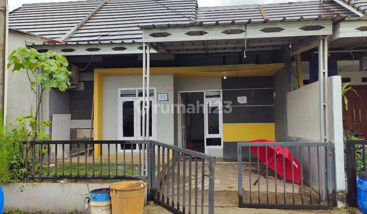 Di Jual Rumah Murah Lokasi Strategis Dekat Kolam Renang  1