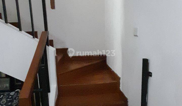 Di Jual Rumah Cakep 2,5 Lantai Dekat Pintu Tol Dan Mall 2