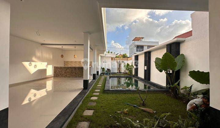 VILLA FOR RENT IN CANGGU AREA 2