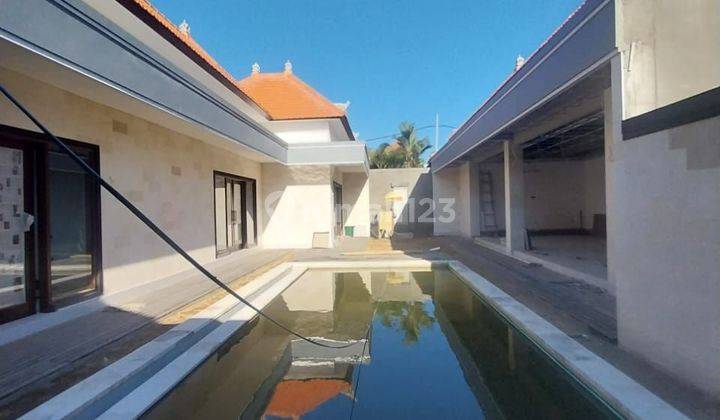 VILLA FOR RENT IN CANGGU AREA 1