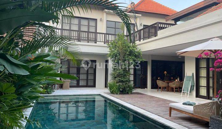 A NICE AND STRATEGIC VILLA FOR RENT IN KEROBOKAN 1