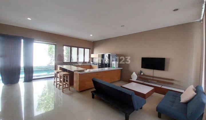 Near Canggu Villa 3 Bedroom Strategic Location In Kerobokan!! 1