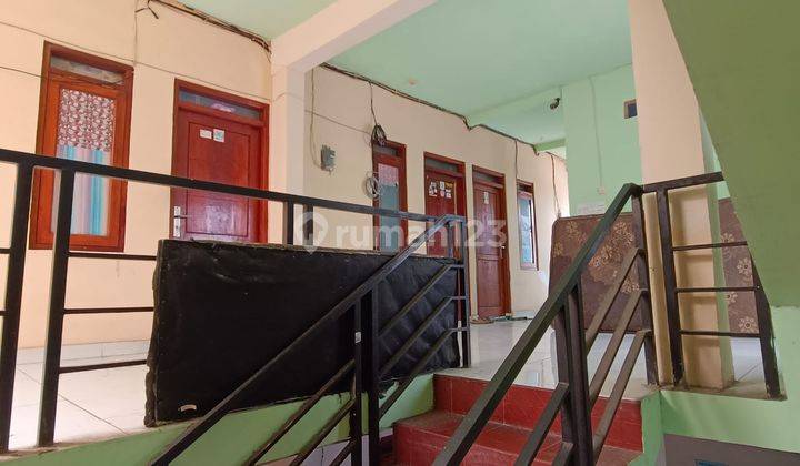 Kost 3 Lantai 30 Pintu Kamar Mandi Dalam, Strategis, Nego 2