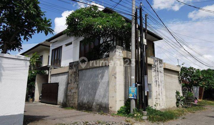 Rumah Modern Minimalis 2 Lantai Area Renon Lokasi Strategis 1