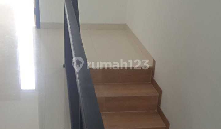 Rumah Baru 2Lt di Galaxy Bekasi Siap Huni Bebas Banjir 2