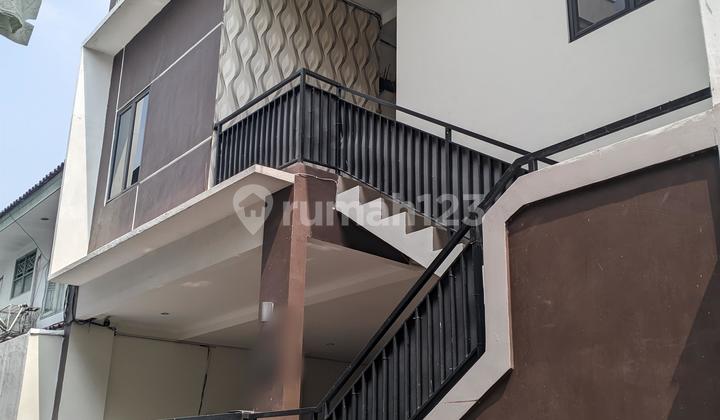 12-room boarding house in Tebet, South Jakarta, fully furnished, strategic location 2