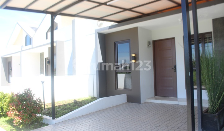 rumah di soekarno hatta kota bandung strategis bebas banjir