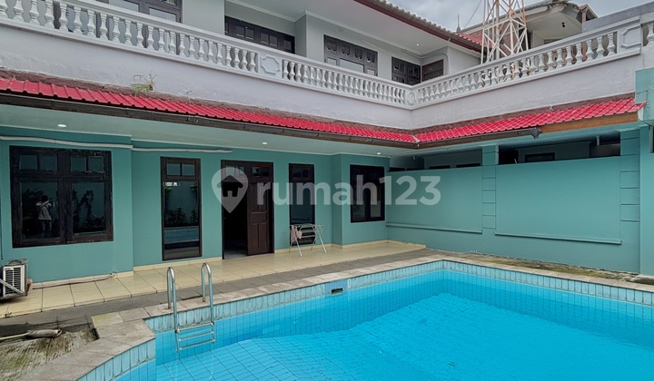 Cocok untuk Kantor Parkir Luas Ada Pool Dikemang Jeruk Purut