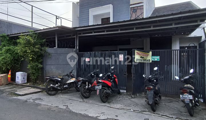 Rumah Di Bintaro Cocok Untuk Kantor Strategis