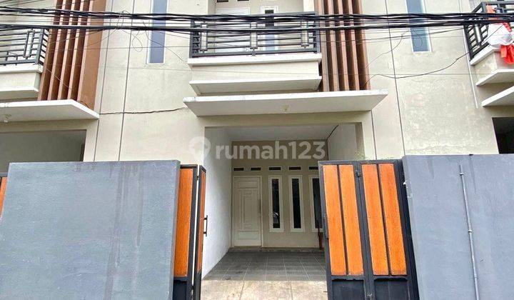 Rumah minimalis di Cipete deket sekolah prancis 1