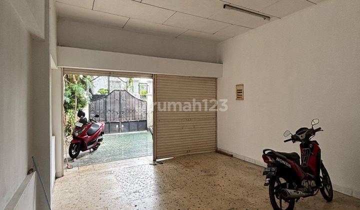 Rumah Di Kemang Siap Huni Bisa Untuk Kantor Private Pool 2