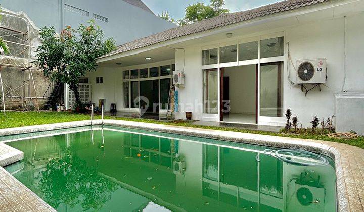 Rumah Di Kemang Siap Huni Bisa Untuk Kantor Private Pool 1