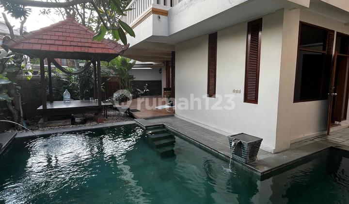 Rumah Mewah Murah di Pondok Indah Privat Pool Siap Huni Rumah Mewah Murah di Pondok Indah Privat Pool Siap Huni