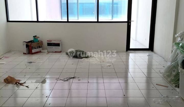 Ruko 5 Lantai Hadap Jalan Raya di Graha Kencana Kebon Jeruk Jakarta Barat 2