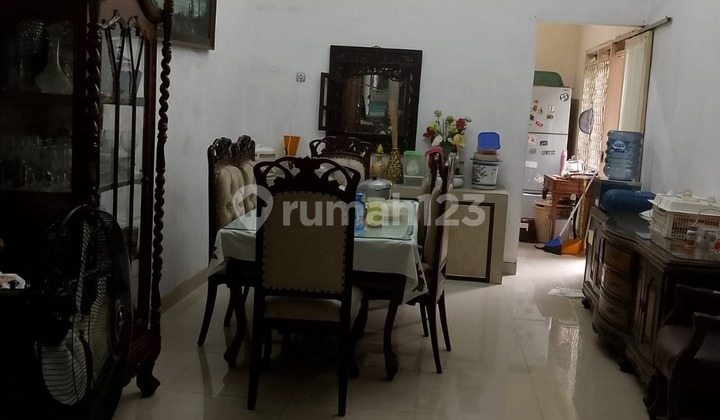 Jual Cepat! Rumah Luas dengan dan Fasilitas Lengkap, BISA NEGO!  006