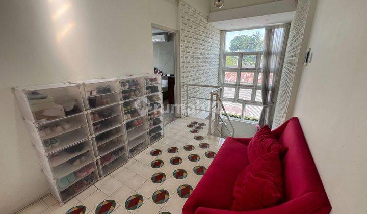 Dijual Cepat Rumah 2 Lantai Modern Minimalis Tropis Di Daerah Jombor, Yogyakarta, 039 2