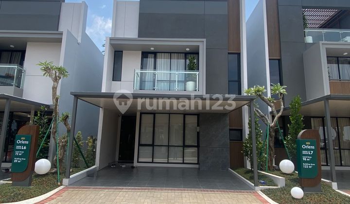 A Beautiful House in the New Cluster of Ecovia Cibubur Tourist City A Beautiful House in the New Cluster of Ecovia Cibubur Tourist City