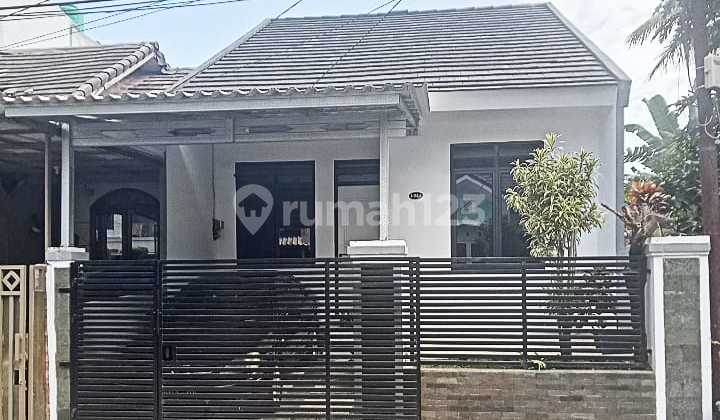 MINIMALIST 1-STORY HOUSE IN CIBUBUR GOLF HILL MINIMALIST 1-STORY HOUSE IN CIBUBUR GOLF HILL