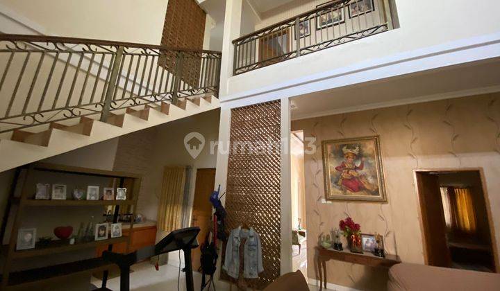 ruang keluarga rumah homey dan asri 2