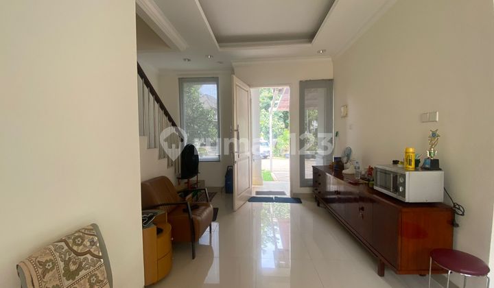 Rumah Cantik depan Taman di Cluster Premium Citra Gran, Cibubur 2