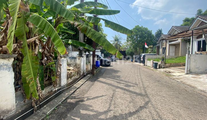 Damaged House Needs Renovation in Cibubur Golf Hill 2