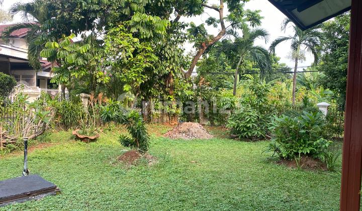 RUMAH ASRI DENGAN TAMAN YANG LUAS DI BUKIT PERMAI CIBUBUR 2
