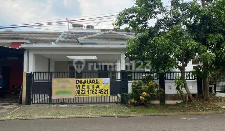 Minimalist Beautiful House in Cibubur Country Boulevard Minimalist Beautiful House in Cibubur Country Boulevard
