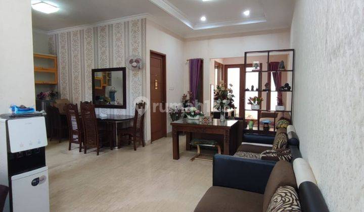 Rumah Dalam Cluster Furnished Lokasi Strategis Dekat Ke Pdk Indah 2