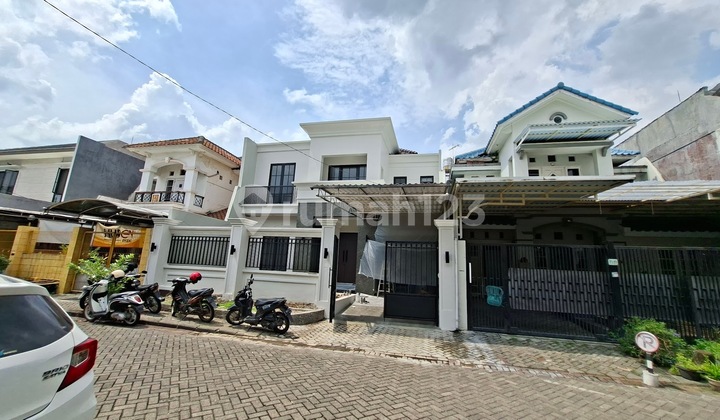 Rumah Gaya Eropa Baru Siap Huni di Dian Istana