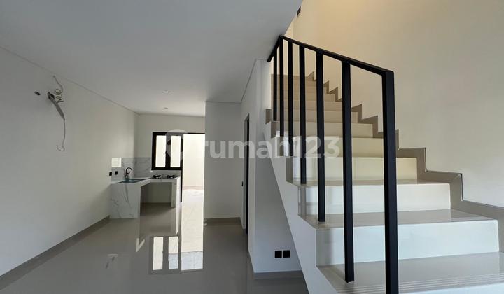 Rumah Baru Di Manukan Surabaya Barat Shm Murah Rumah Baru Di Manukan Surabaya Barat Shm Murah