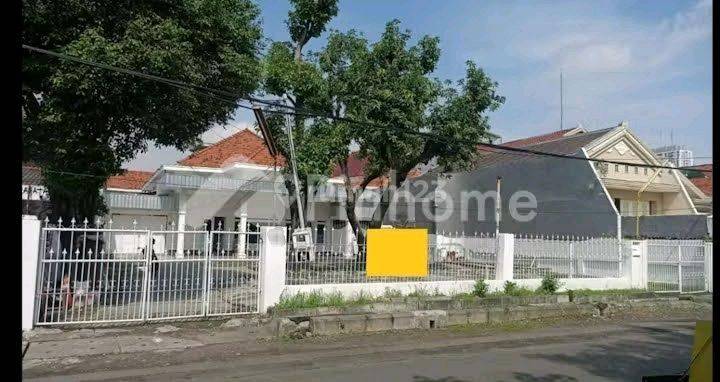 Rumah Classic Di Jalan Raya Nias, Gubeng Cocok Untuk Usaha 1