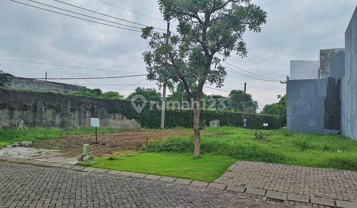 Tanah Kavling 112 m² Di Perumahan Dian Istana Moca Vrbana 2