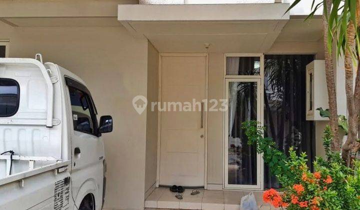 Rumah 2 Lantai Semi Furnish Di Grand Pakuwon Cluster Canberra 2