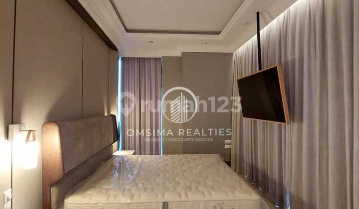 For Rent: District 8 Apartment in Senopati Area, SCBD - 3 Bedrooms + Study Room, Unfurnished 2