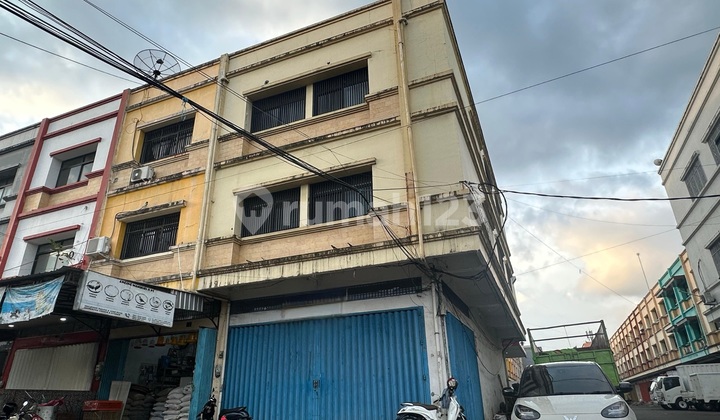 For Rent Shop House at Hook In Kima Square Makassar 1