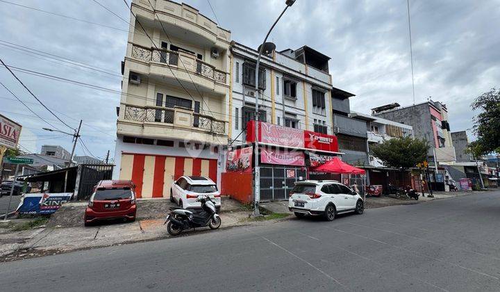 Disewakan Ruko 3lt [rd] Dijl Gunung Salahutu, Makassar 1