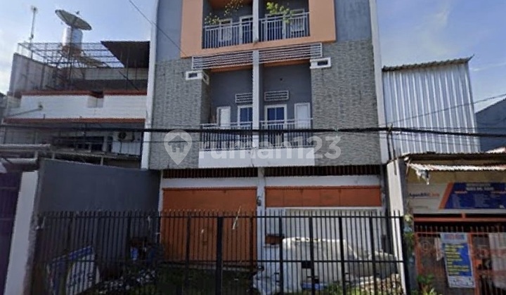 For Rent 3-Story Shop House on Malengkeri Raya Street, Makassar [rd] 1