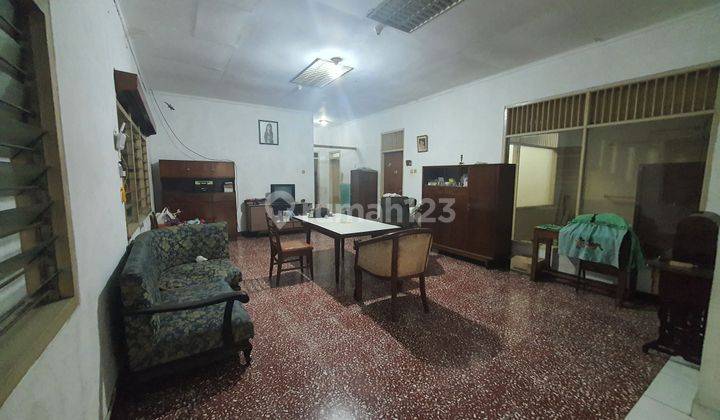 ruang keluarga rumah murah
luas di kedung