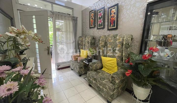 Dijual Rumah di Kota Baru Parahyangan Furnished