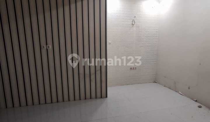 Dijual Rumah di Margaasih Bandung 3 Lantai 2